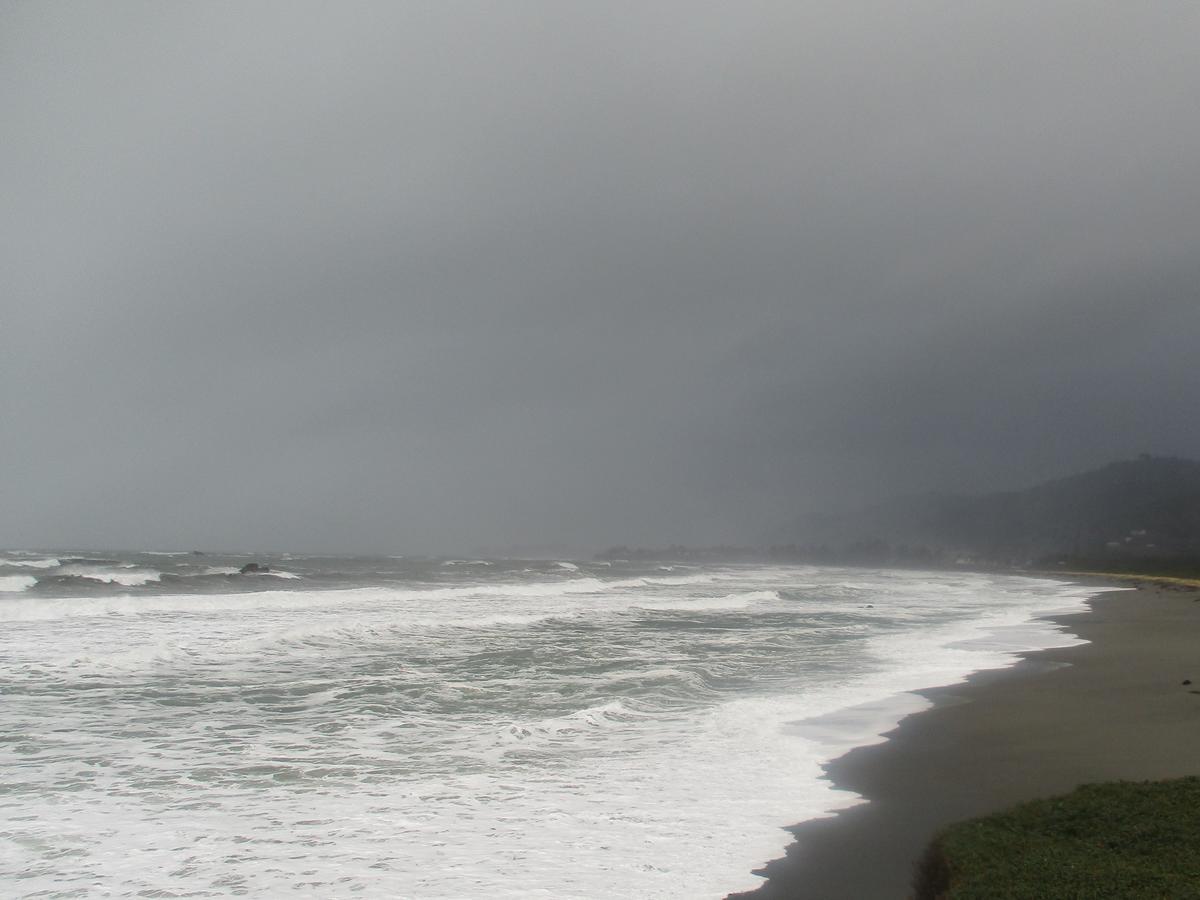 White Rock Resort Smith River Bagian luar foto