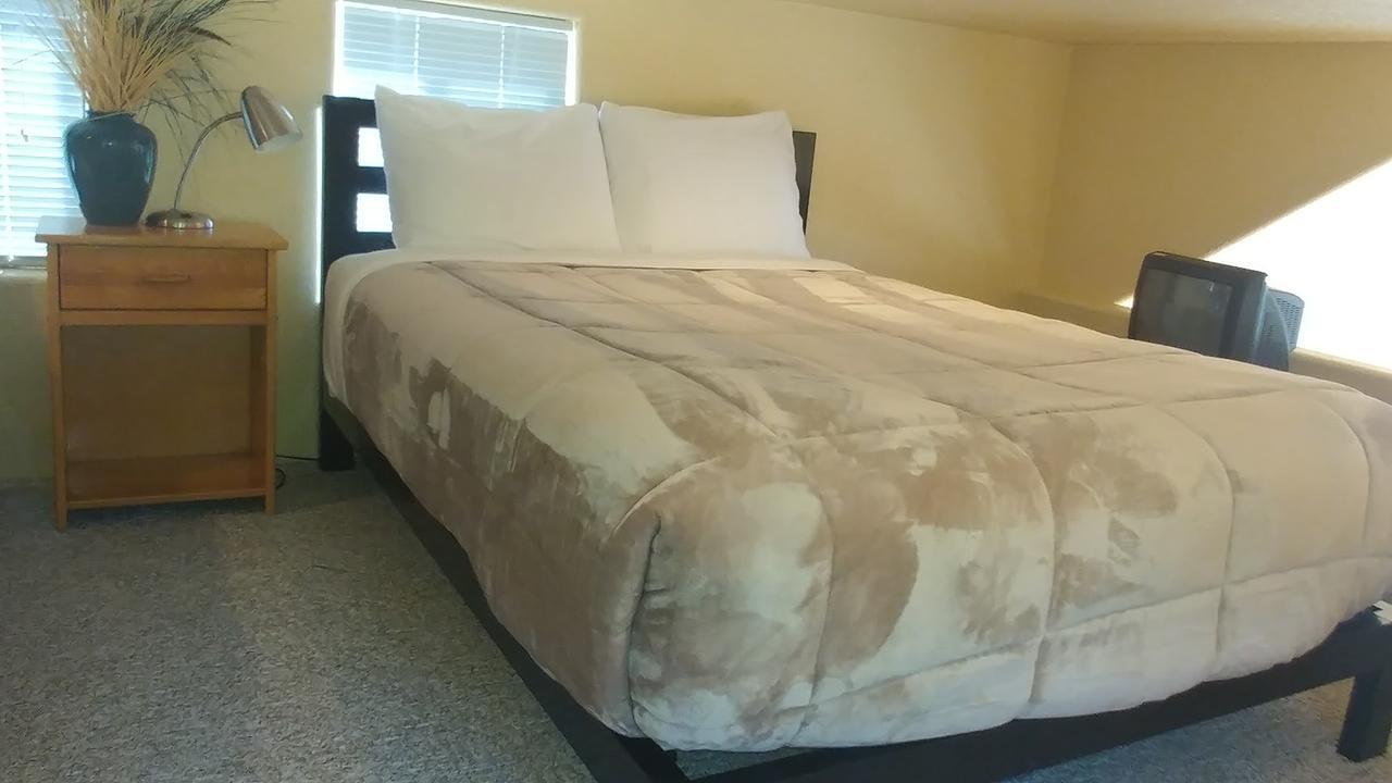 White Rock Resort Smith River Bagian luar foto